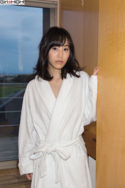 男生把坤坤放女生定眼里云开